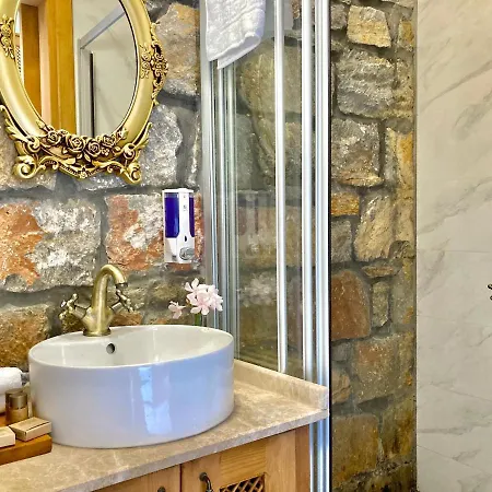 Portofino Boutique 3* アクヤカ