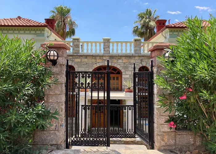 Portofino Boutique فندق 3*