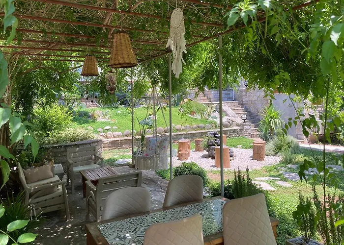 Portofino Boutique فندق اكياكا