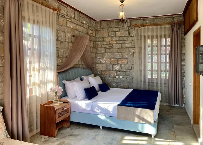 Portofino Boutique فندق اكياكا