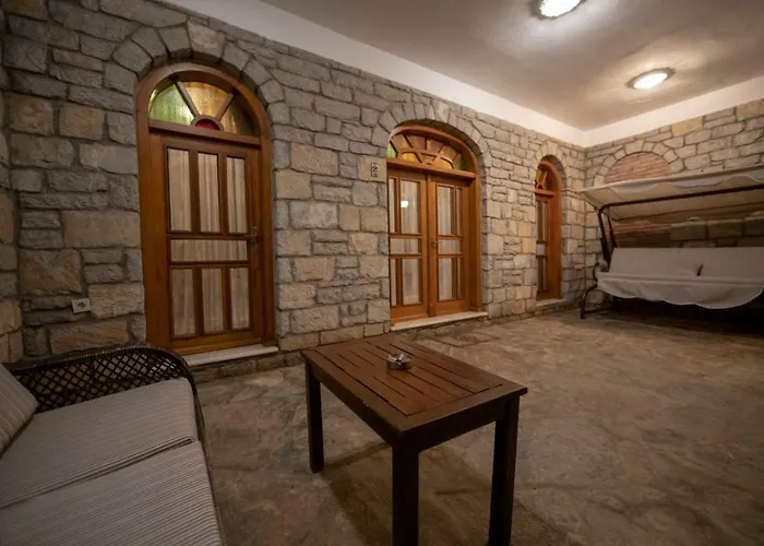 Portofino Boutique فندق اكياكا